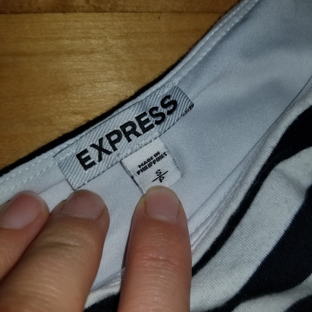 Express Tank top - Picture 2 of 2